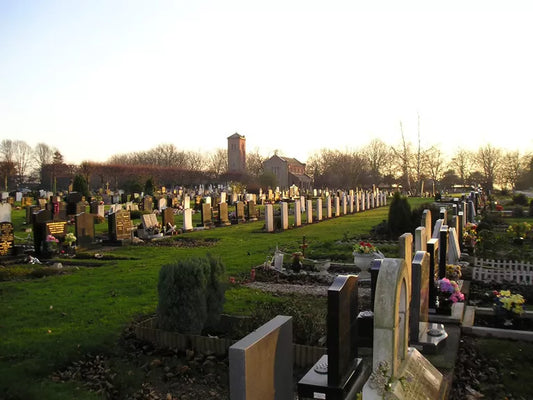Leicester and Leicestershire - Grave Clean & Tending Service